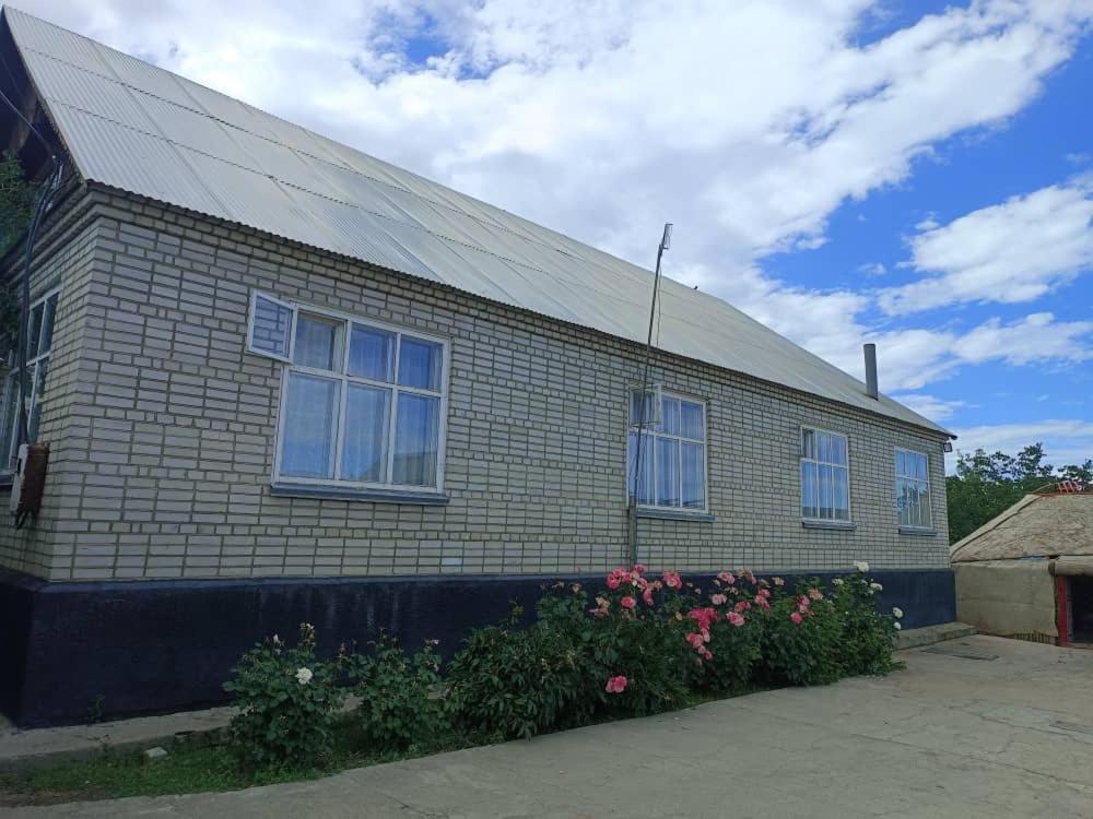 Meerim Guest House Bokonbayevo 外观 照片